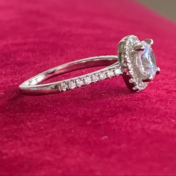 1 Carat Solitaire CZ Ring Size 7 - Picture 13 of 17